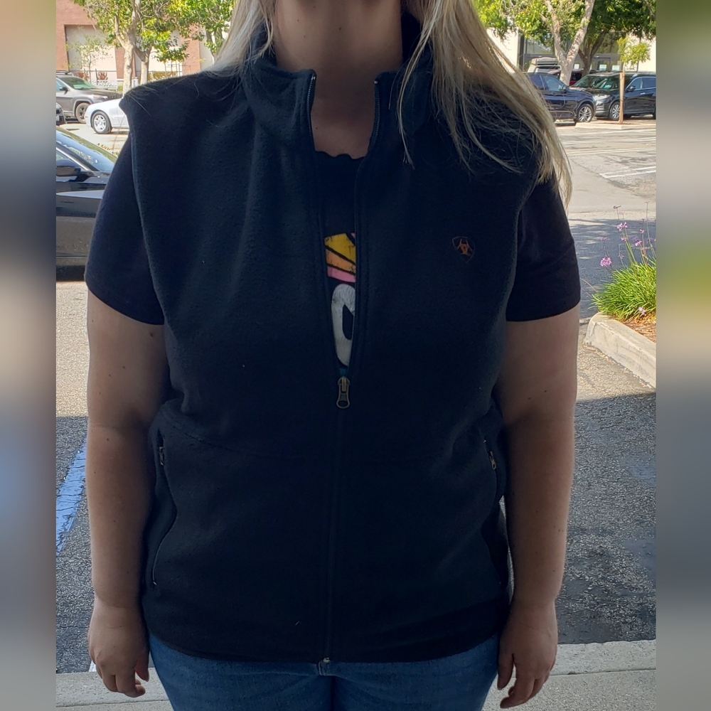 Ariat Black Full Zip Fleece Vest
